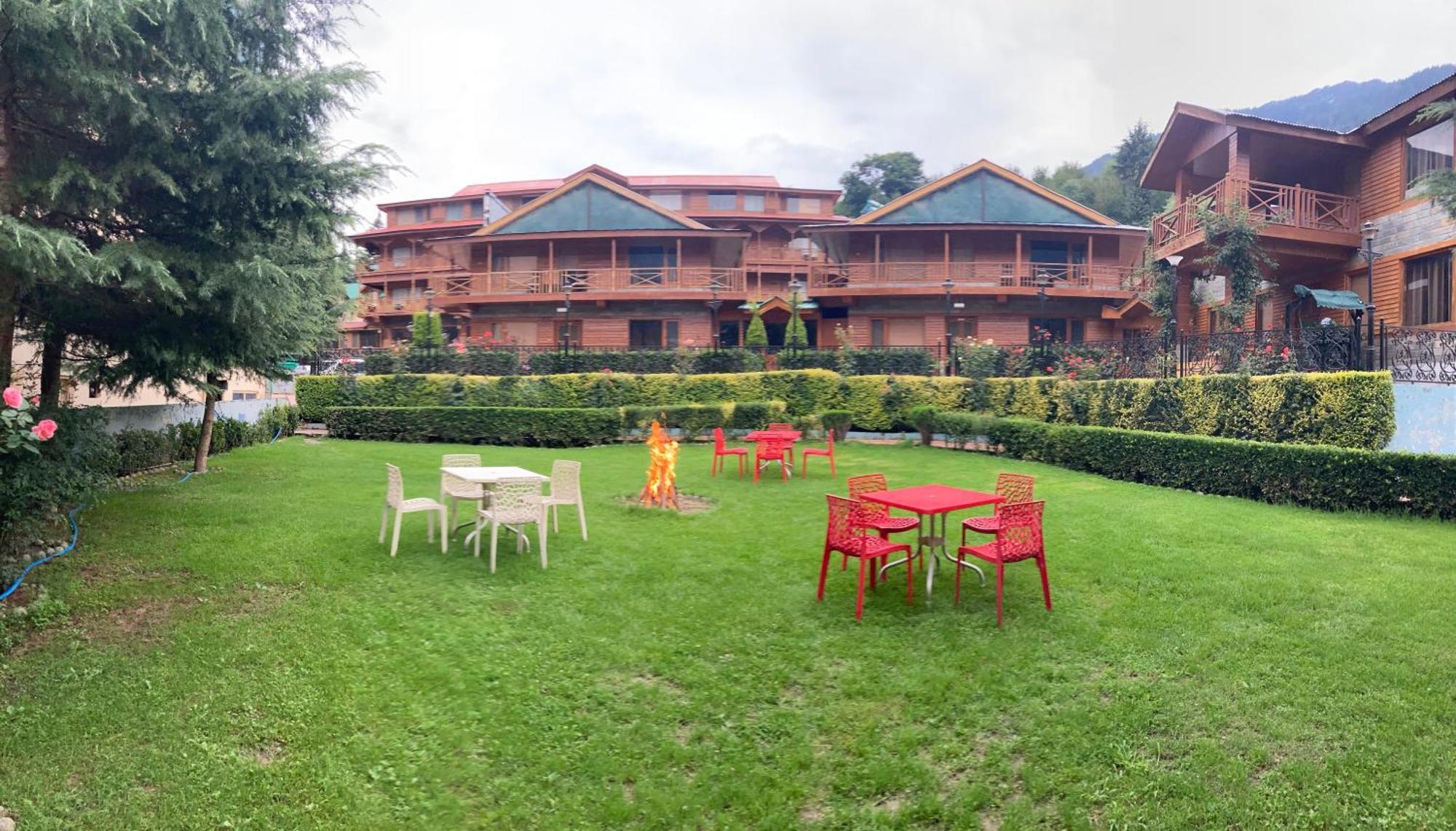 Hotel The North Wind In City Center, Manali Extérieur photo