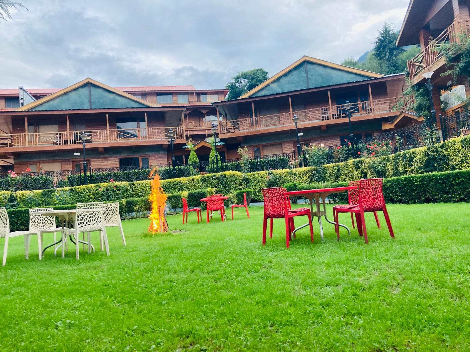 Hotel The North Wind In City Center, Manali Extérieur photo