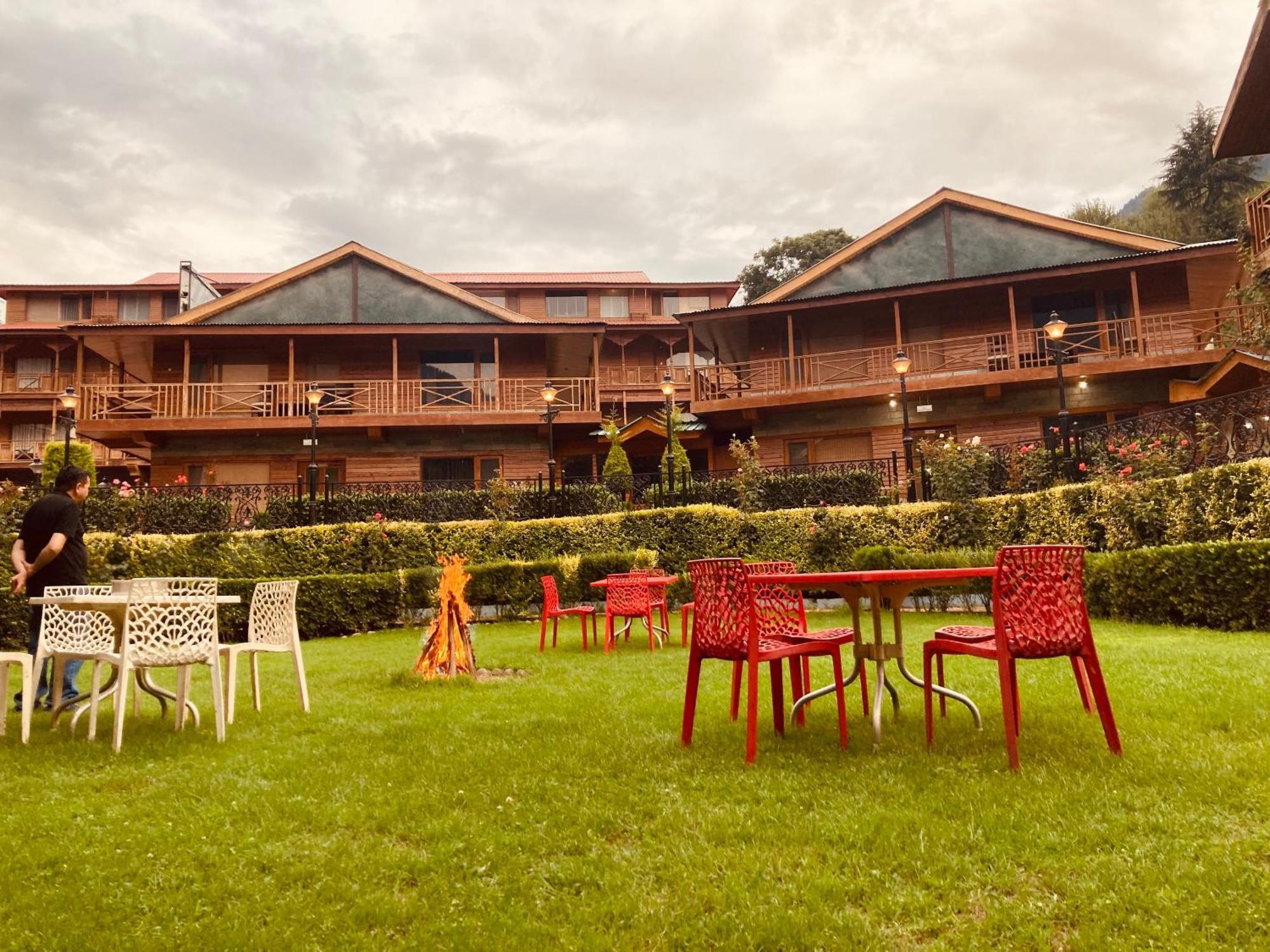 Hotel The North Wind In City Center, Manali Extérieur photo